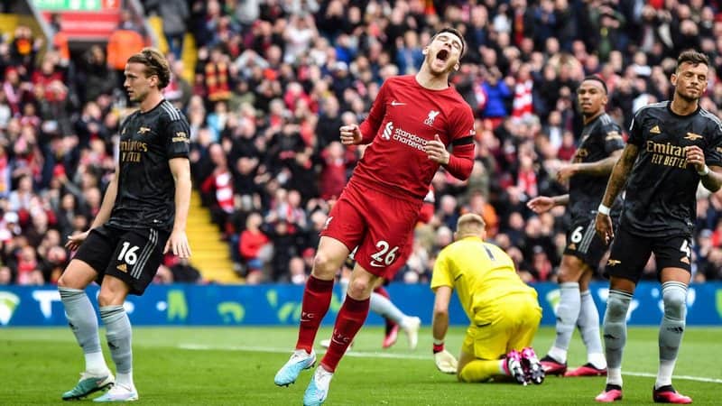 Năm 2019 - 2020 kết quả Liverpool vang dội với 99 điểm 
